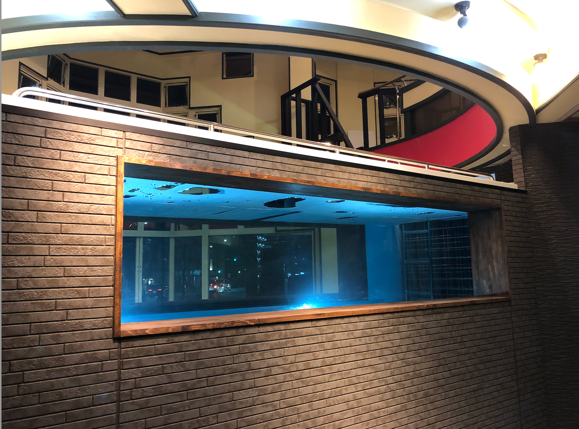 流水プール